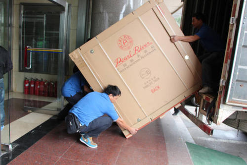 和顺钢琴贵重工艺品无忧运